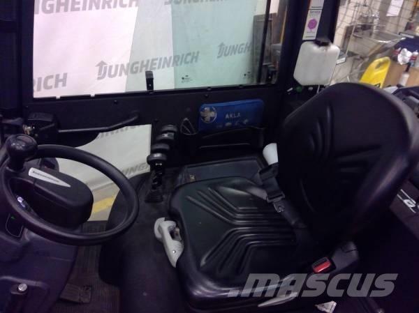 Jungheinrich TFG 320 Carretillas LPG