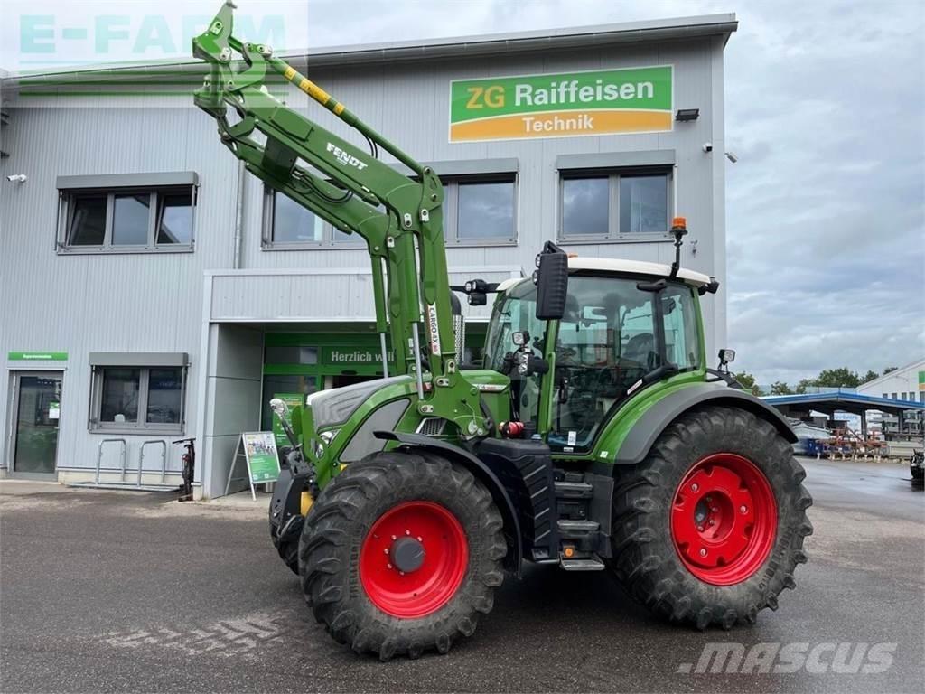 Fendt 516 Vario Tractores