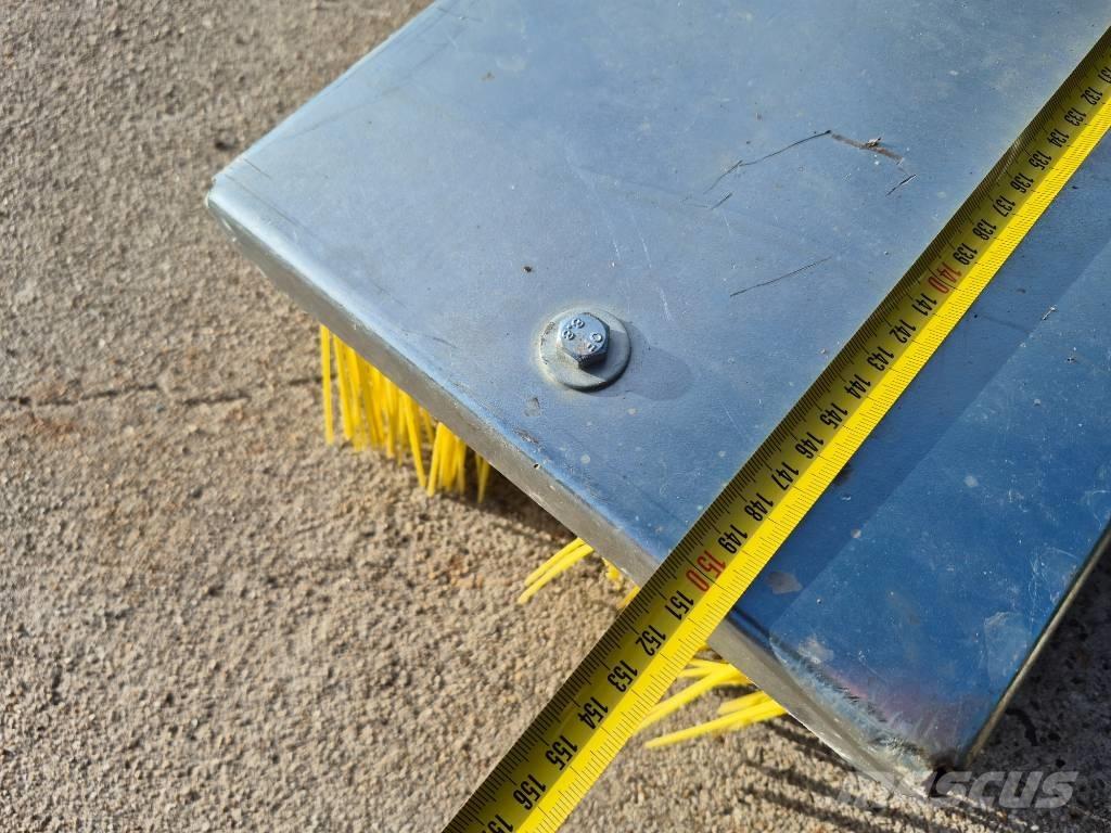 Knikmops KM 130 Cargadoras sobre ruedas