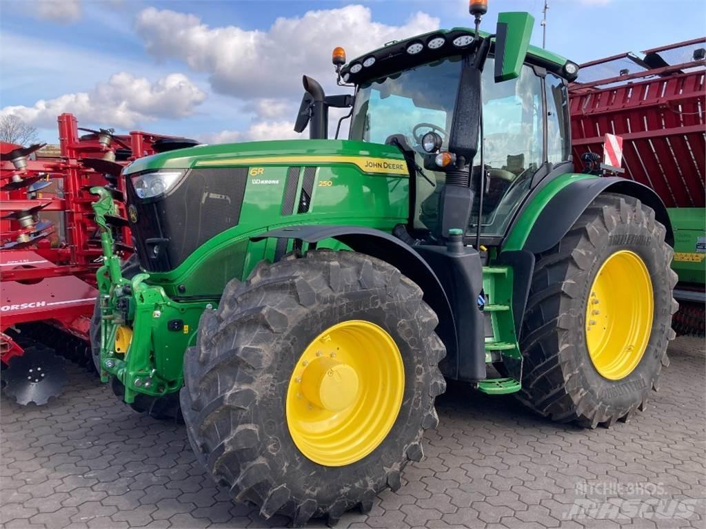 John Deere 6R250 Tractores