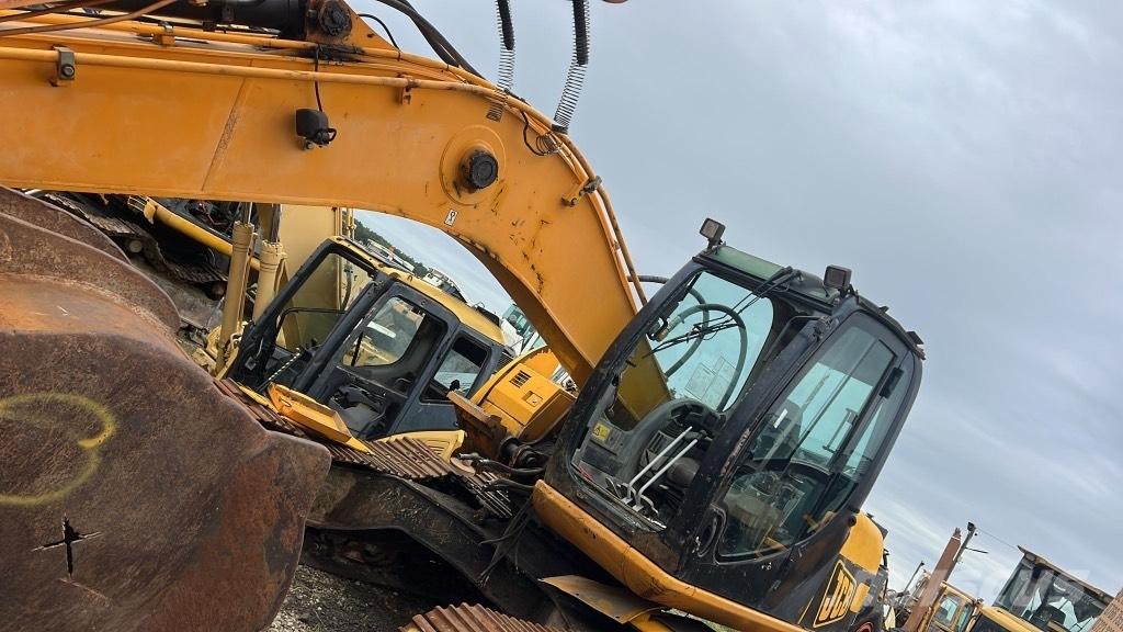 JCB 220 Motores