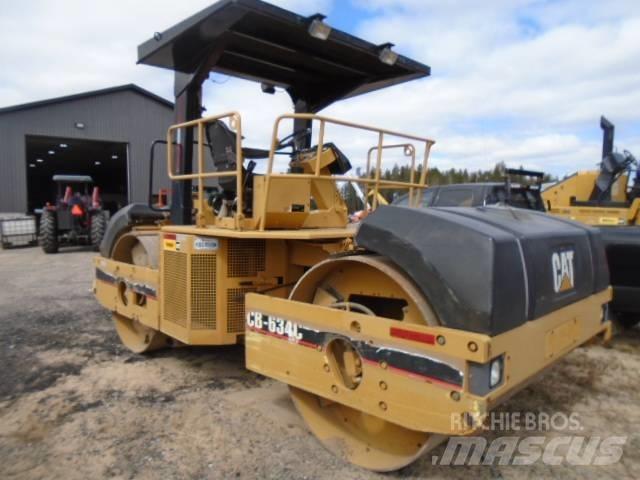 CAT CB 634 C Rodillos de doble tambor