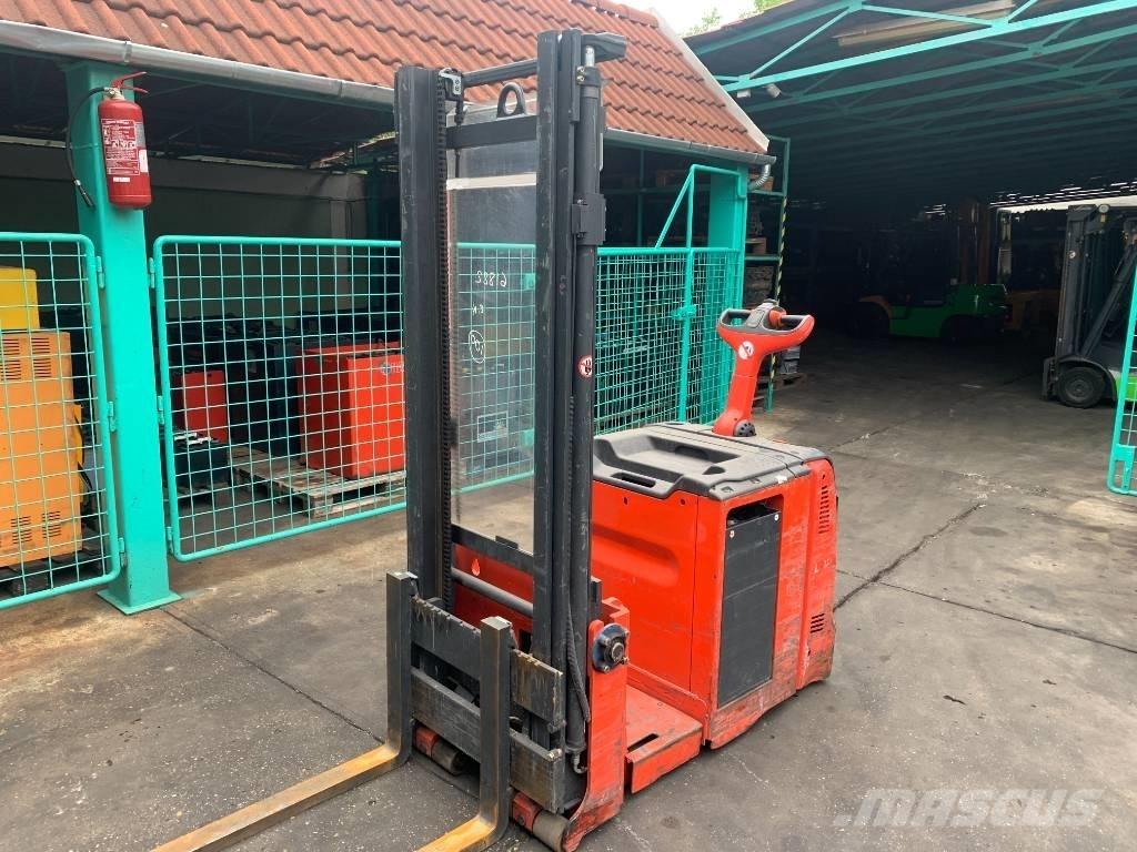 Linde L12AC V-3818 Apiladores eléctricos autopropulsados