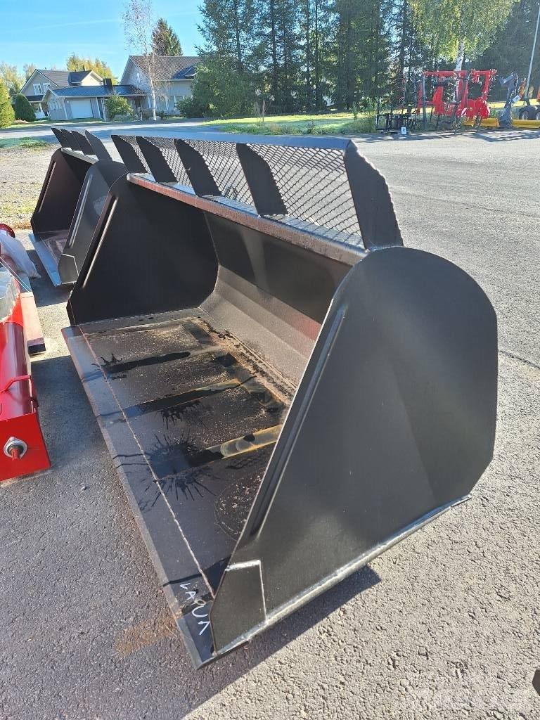 Hakki kauha 2600 Accesorios para carga frontal