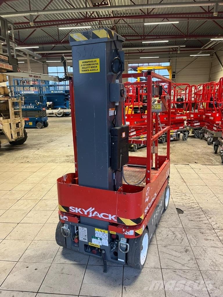 SkyJack SJ 16 Plataformas tijera