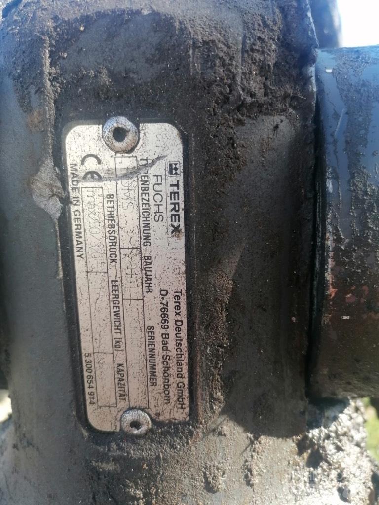 Fuchs MHL 340 D Excavadoras de manutención
