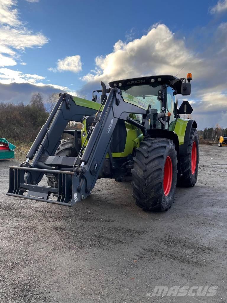 CLAAS ARION 650 Tractores