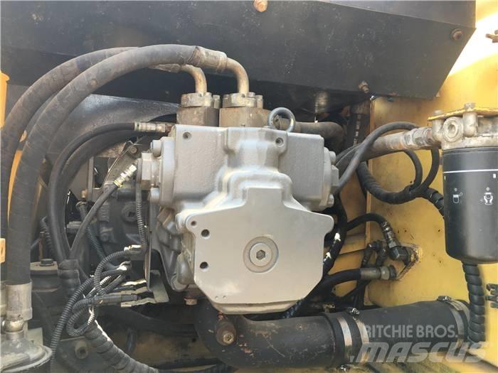 Komatsu PC 200-7 Excavadoras de cadenas