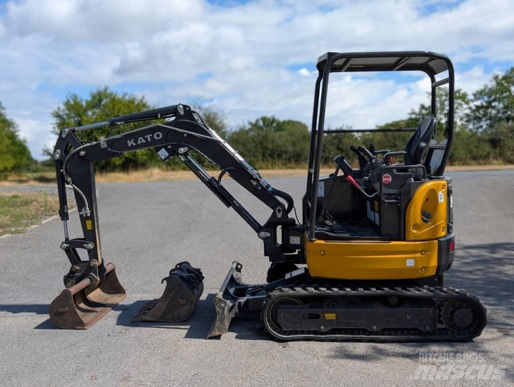 Kato 27 V5 Mini excavadoras < 7t
