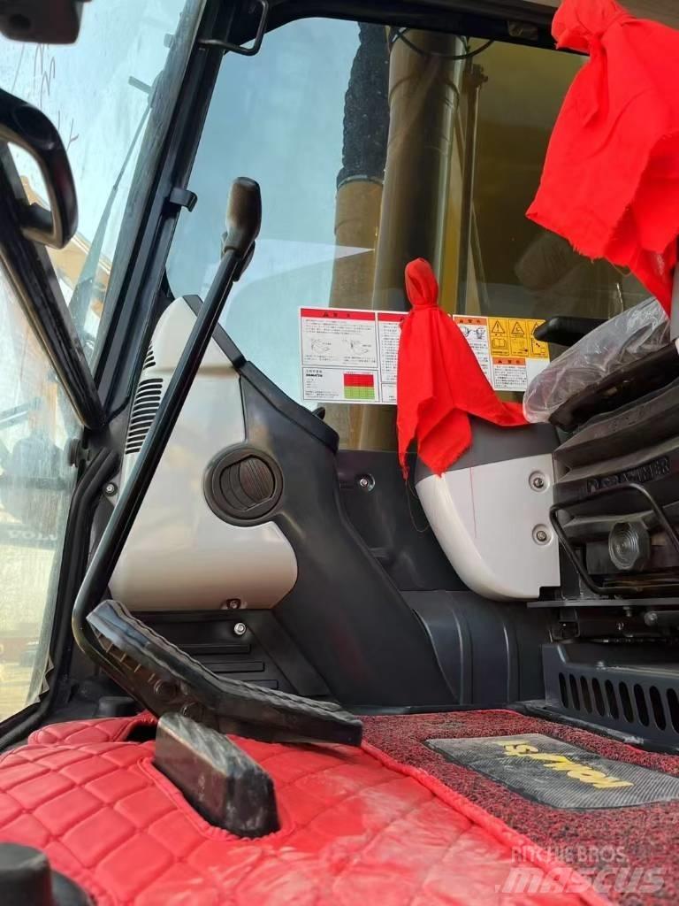 Komatsu 240 LC-8 Excavadoras de cadenas