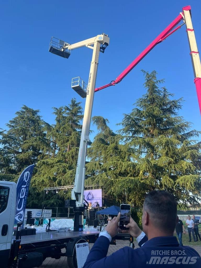 Cela DT 28 truck FE Plataformas sobre camión