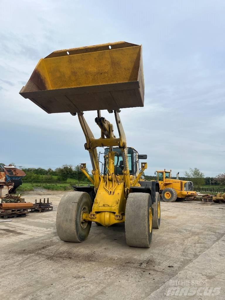 Komatsu WA 470-3H Cargadoras sobre ruedas