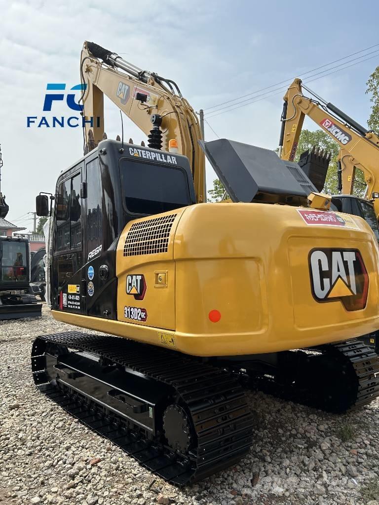 CAT 313 D2GC Excavadoras 7t - 12t