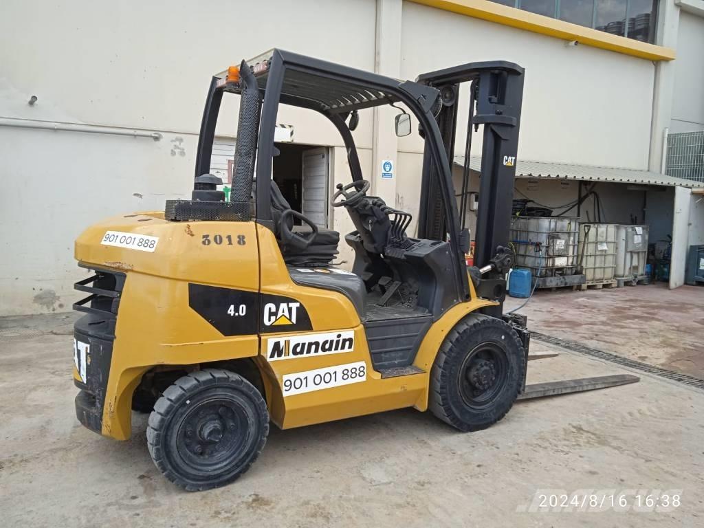 CAT DP 40 Carretillas diesel