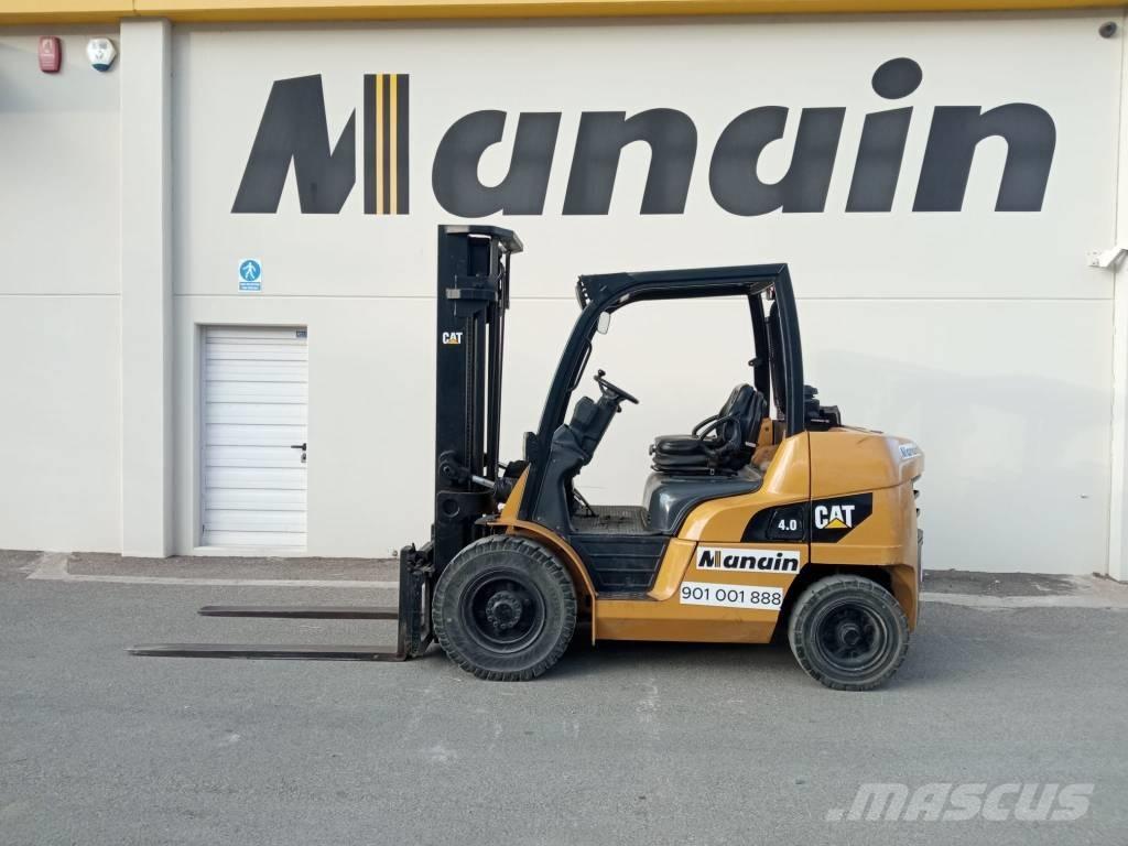 CAT DP 40 Carretillas diesel