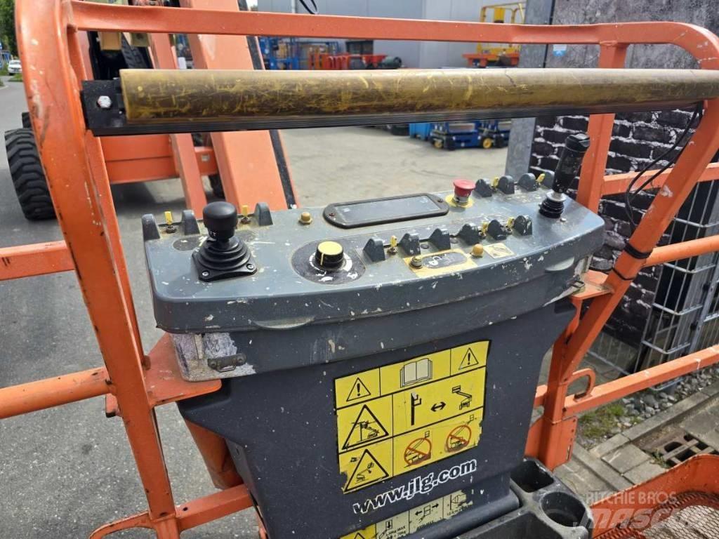 JLG 660 SJ Plataforma de trabajo articulada