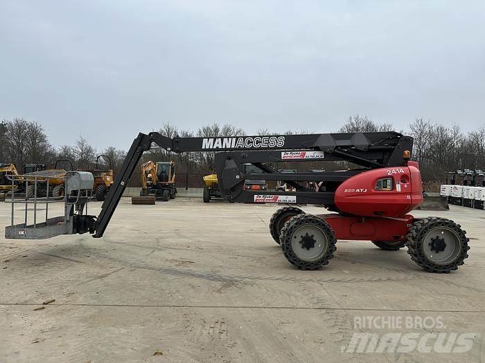 Manitou 200ATJ Plataforma de trabajo articulada