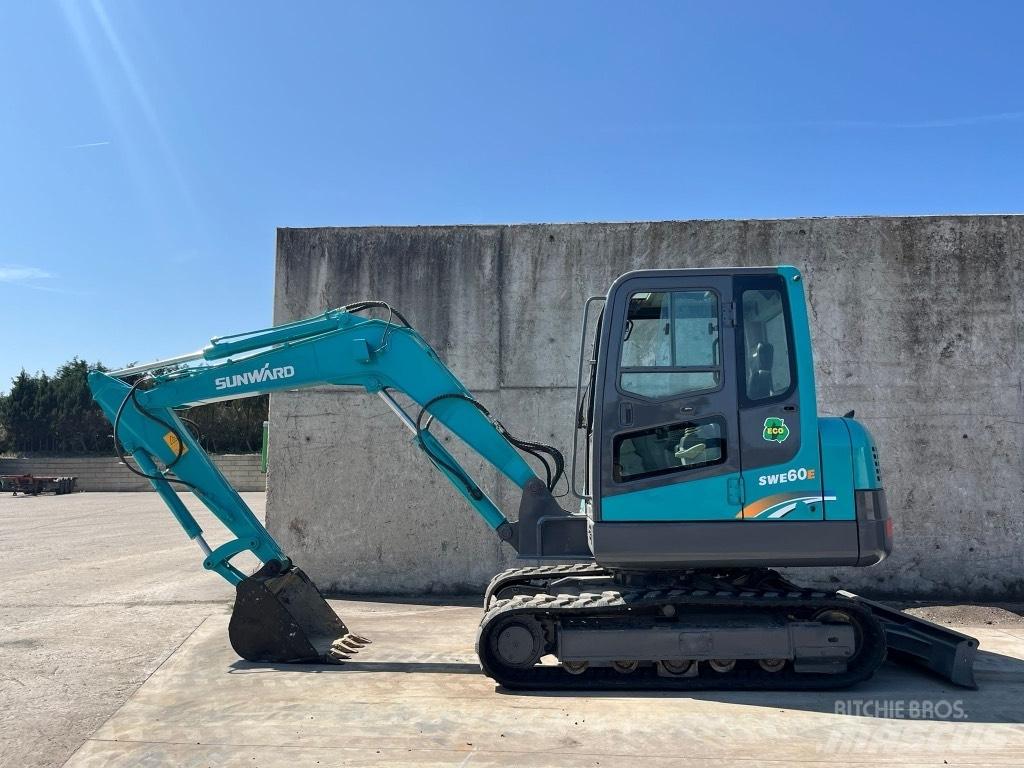 Sunward SWE 60 E Mini excavadoras < 7t
