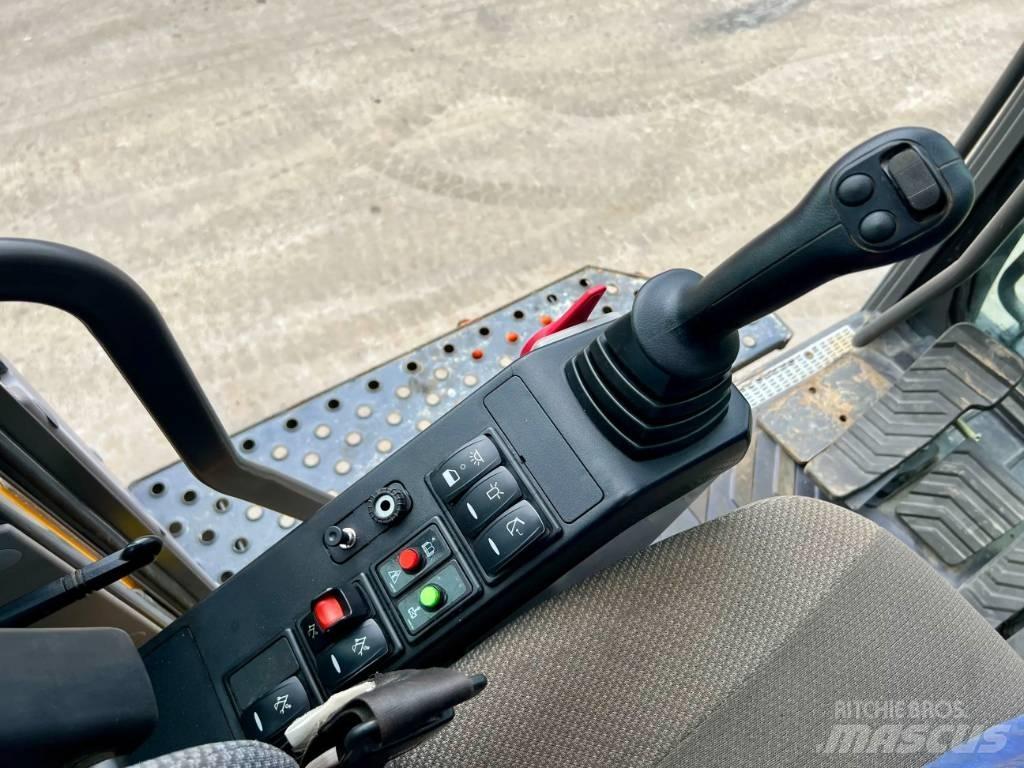 Volvo EC380E HR UHD Excavadoras de demolición