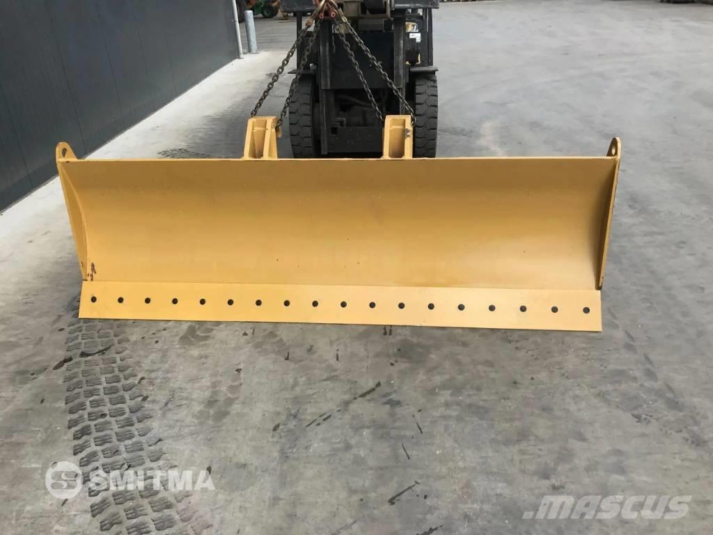 CAT 140 NG Cuchillas