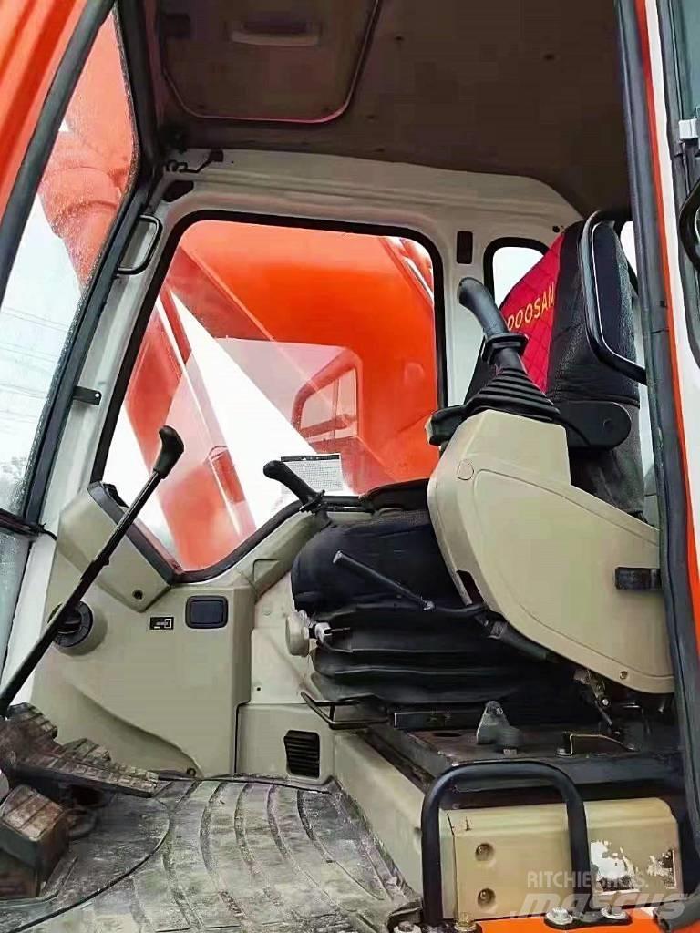 Doosan 300 Excavadoras de cadenas