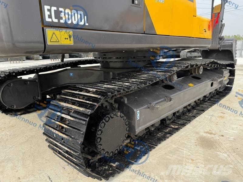 Volvo EC 300 D L Excavadoras de cadenas
