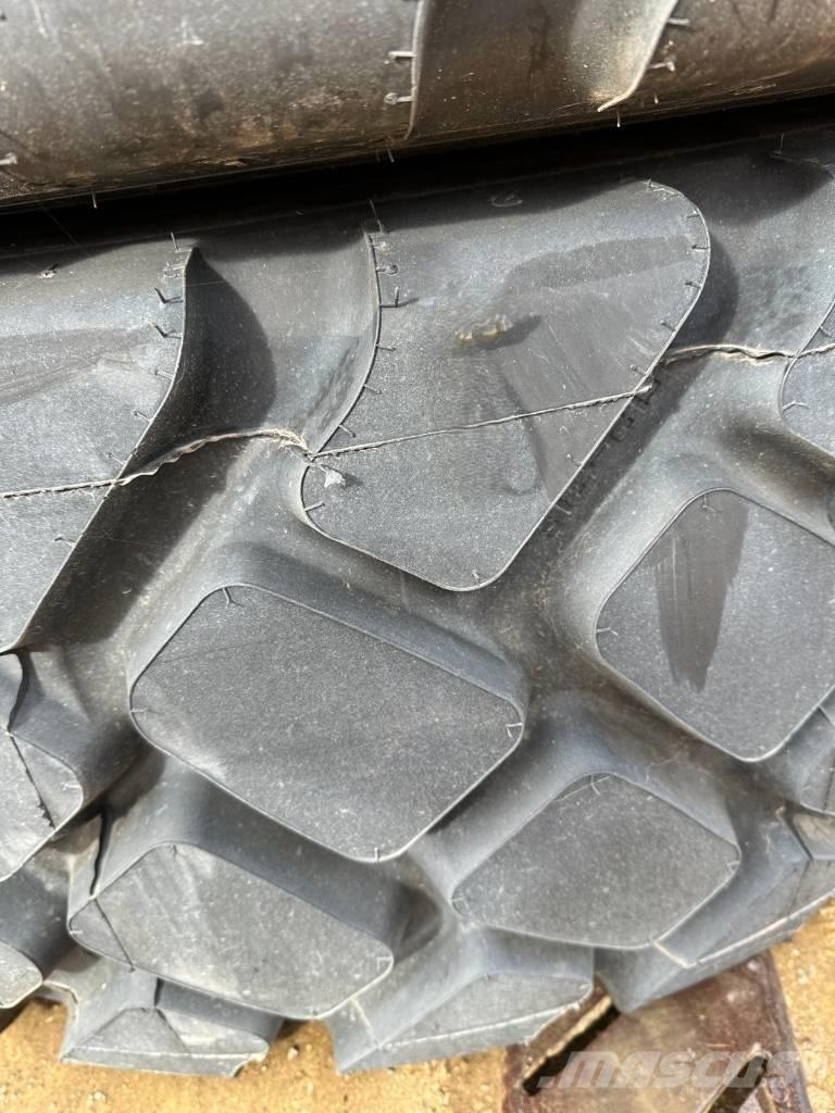 Goodyear 20.5R25 Neumáticos, ruedas y llantas