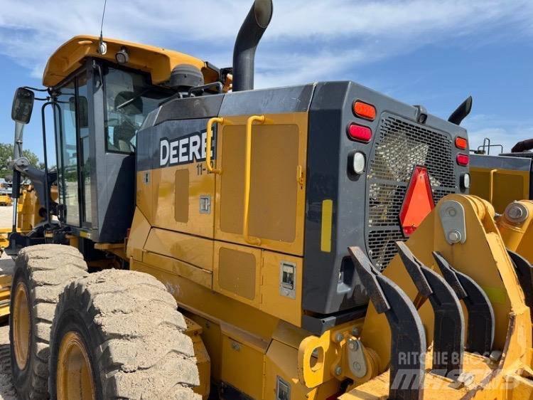 DEERE 772GP Motoniveladoras
