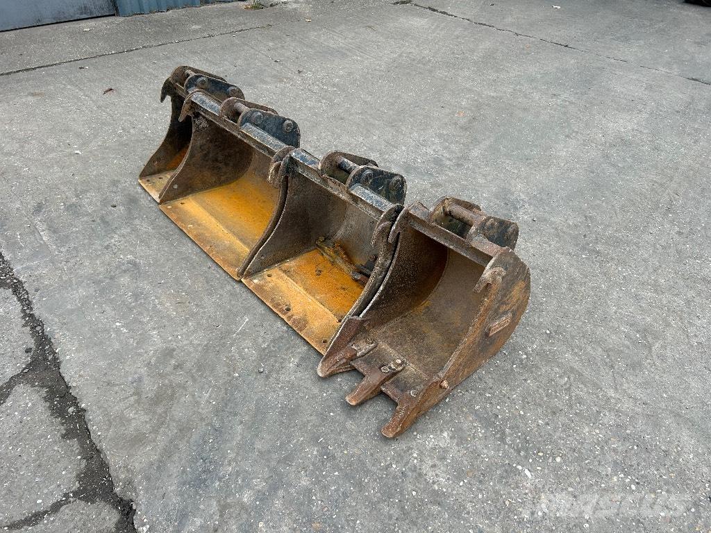 Kubota U27-4 Mini excavadoras < 7t