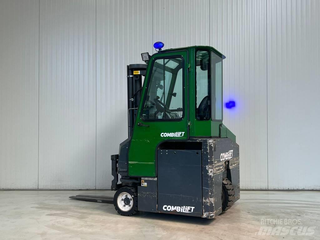 Combilift CBE2500 4 vías o cuatro caminos