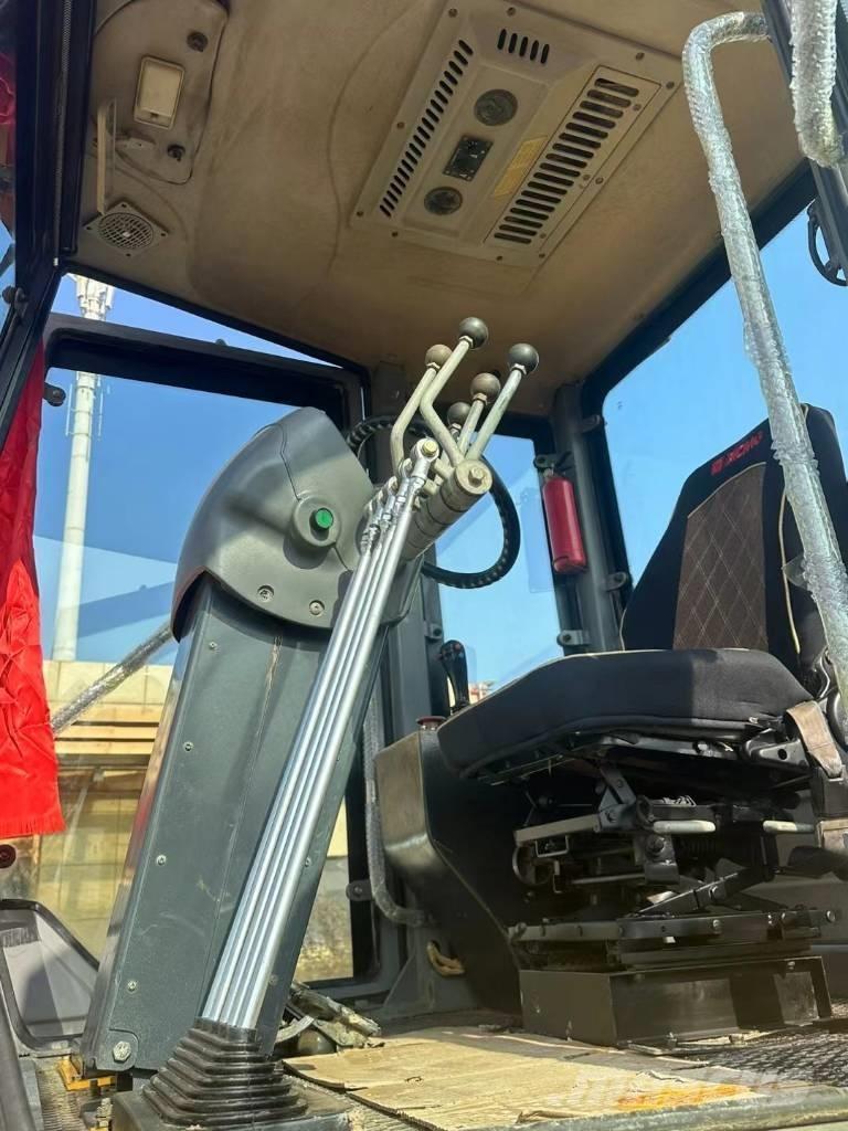 XCMG GR 2153 Motoniveladoras