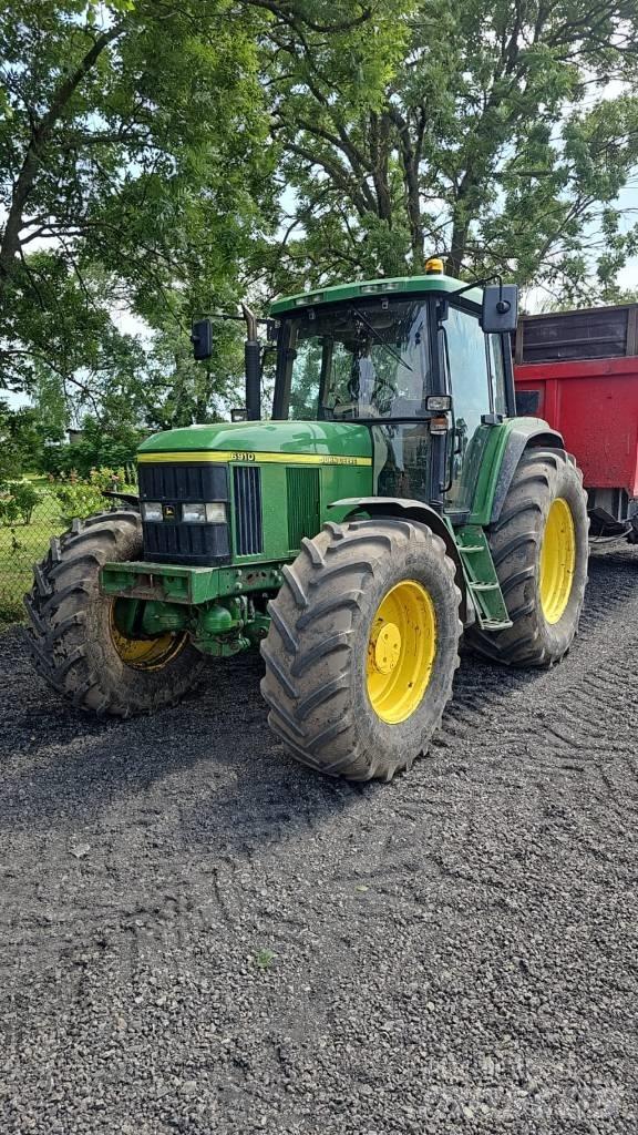 John Deere 6910 Tractores