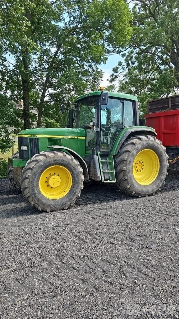 John Deere 6910 Tractores