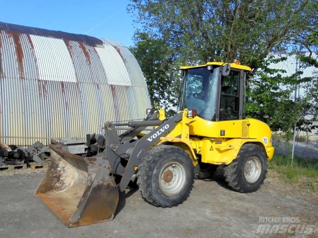 Volvo L 30 B-Z/X Cargadoras sobre ruedas