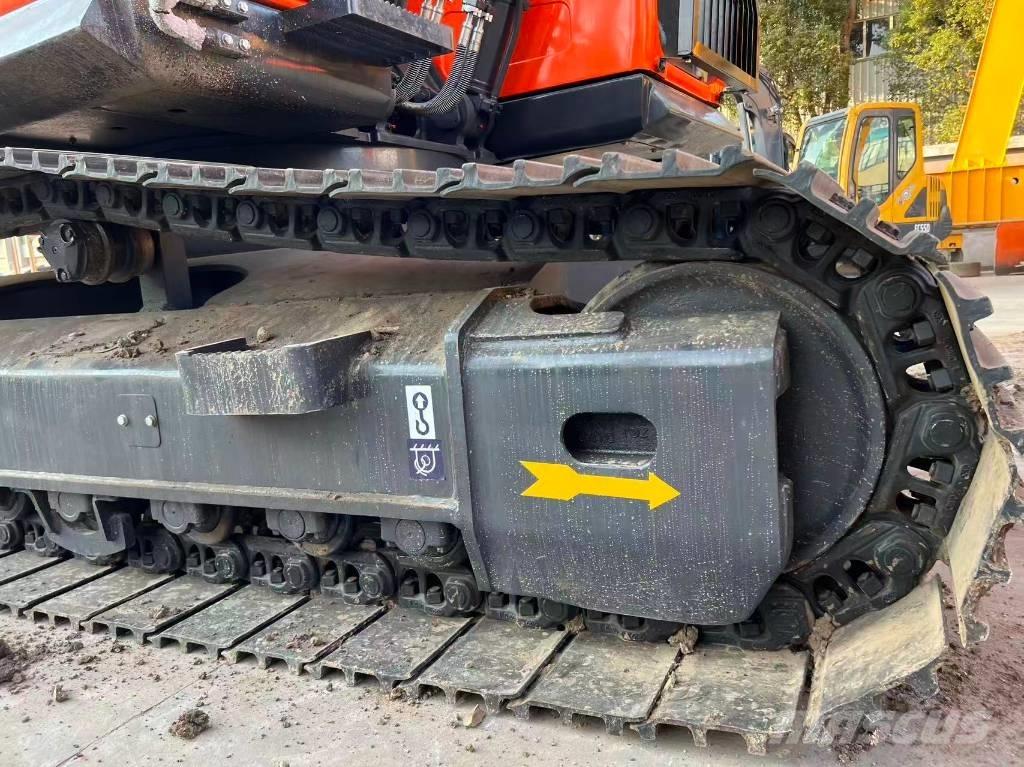 Doosan DX 225 LC Excavadoras de cadenas