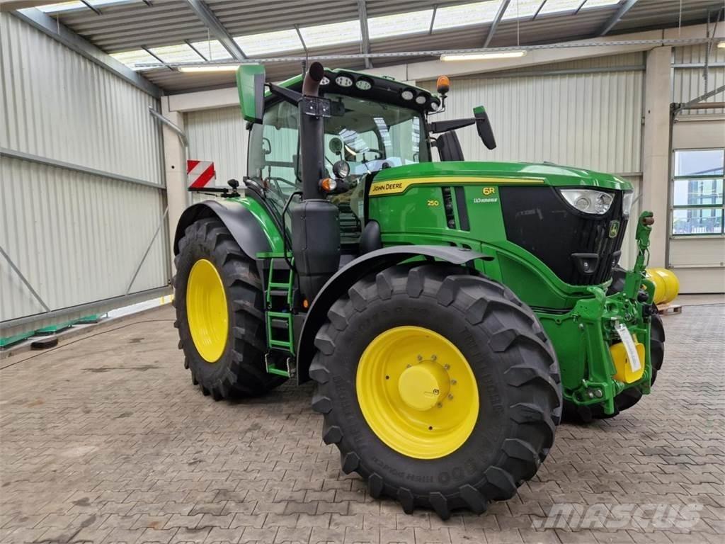 John Deere 6R 250 Tractores