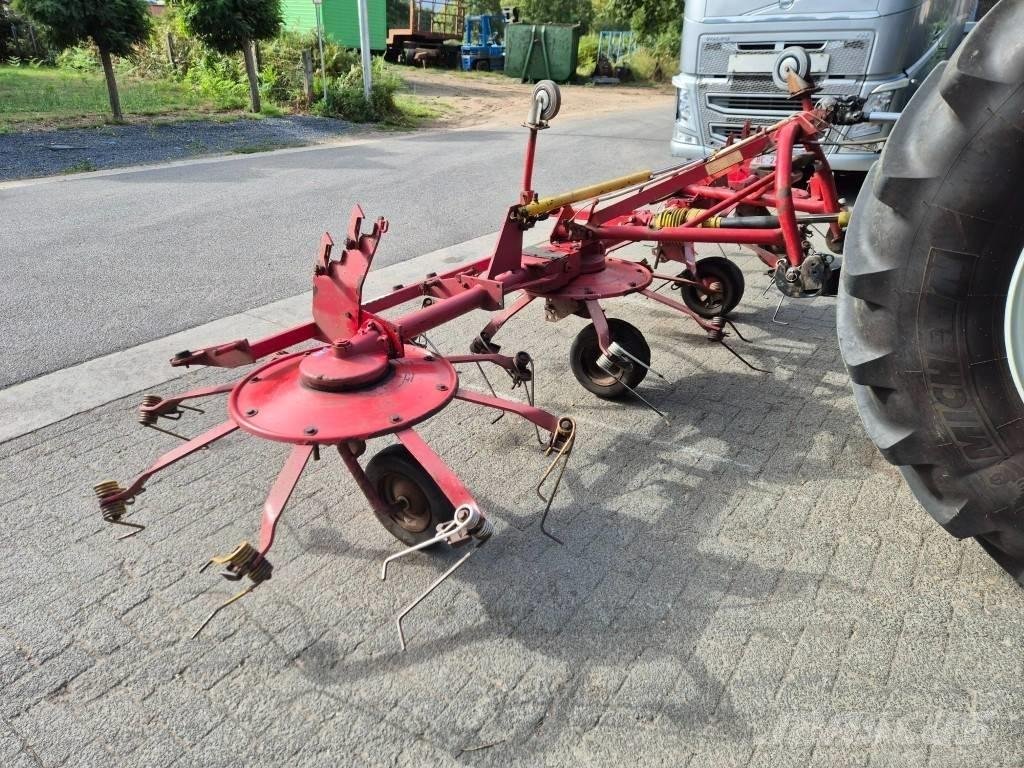 Lely Lotus 600 Rastrillos y henificadores