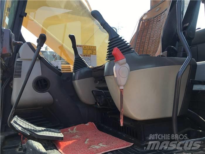 Komatsu PC 200-8 Excavadoras de cadenas