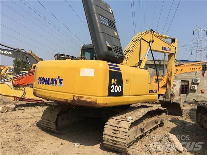 Komatsu PC 200-8 Excavadoras de cadenas