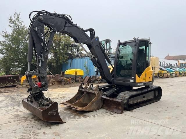 Mecalac 8 M CR Excavadoras 7t - 12t