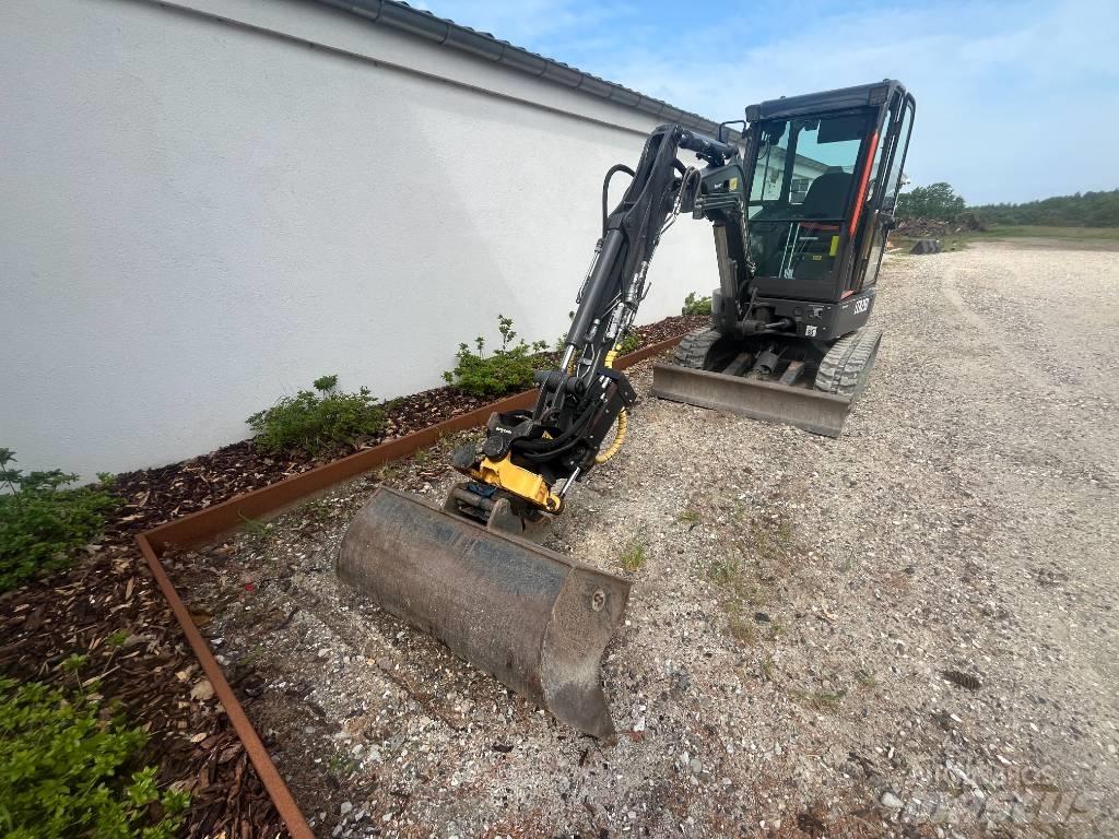 Volvo ECR 25 D Mini excavadoras < 7t