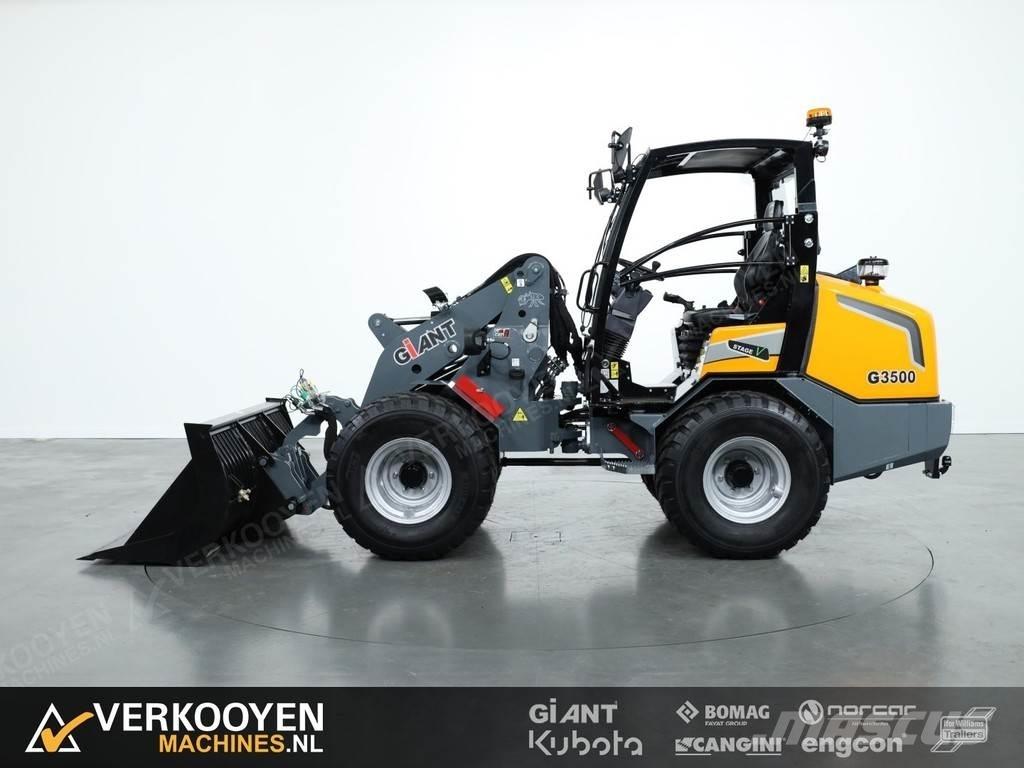 GiANT G3500 Cargadoras sobre ruedas
