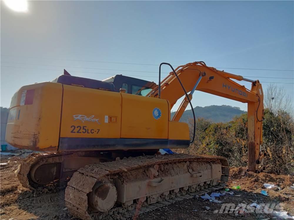Hyundai R225LC-7 Excavadoras de cadenas