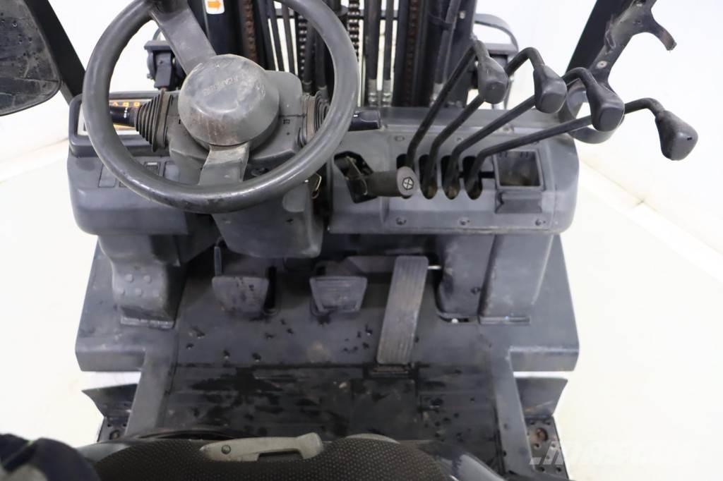 Nissan U1D2A20LQ Carretillas LPG