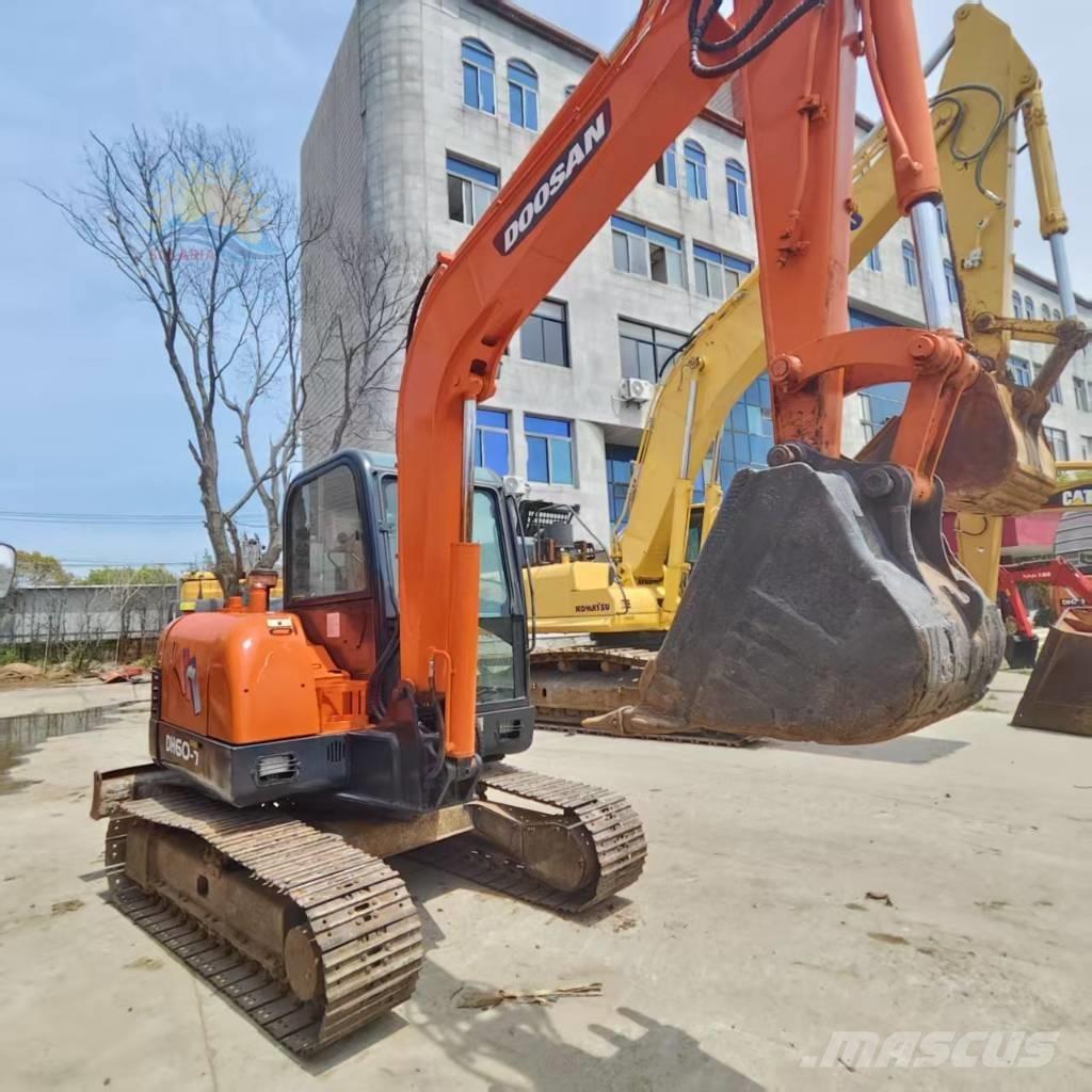 Doosan DH 60-7 Mini excavadoras < 7t