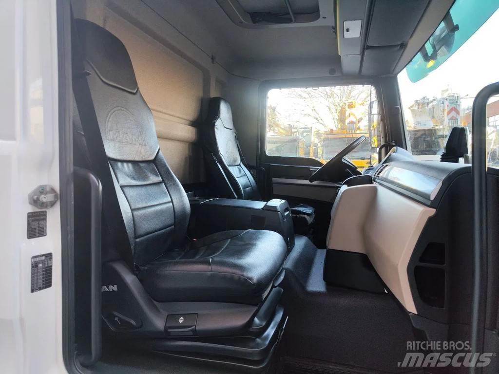 MAN TGL 8.220 4x2 Camiones chasis