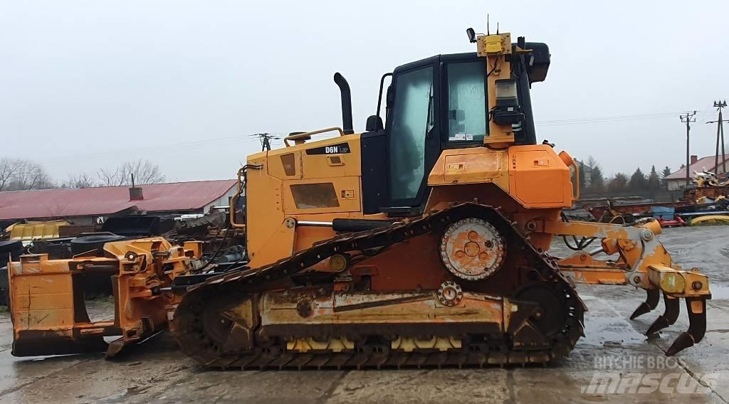 CAT D 6 N LGP Buldozer sobre oruga