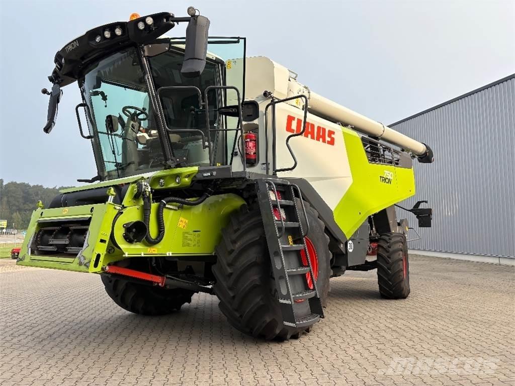CLAAS TRION 750 Cosechadoras combinadas