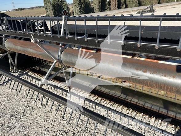 Agco 800 Cabezales de cosechadoras combinadas