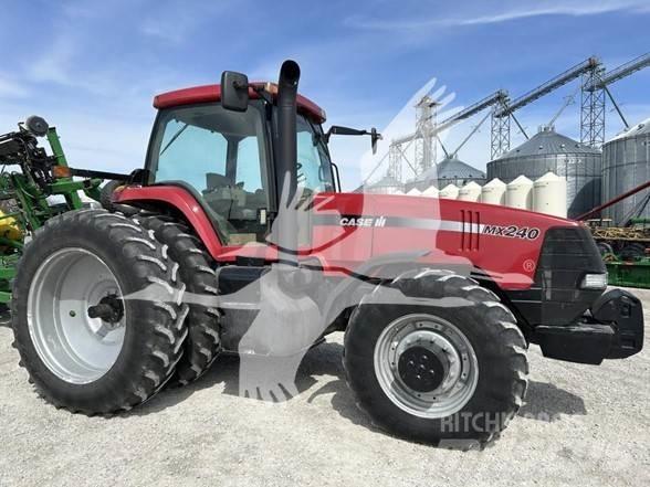 Case IH MX240 Tractores